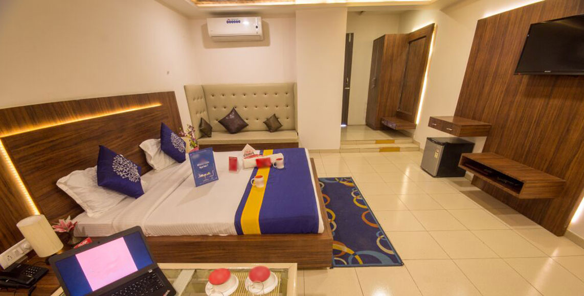 HOTEL GAGAN PLAZA SUITE ROOM